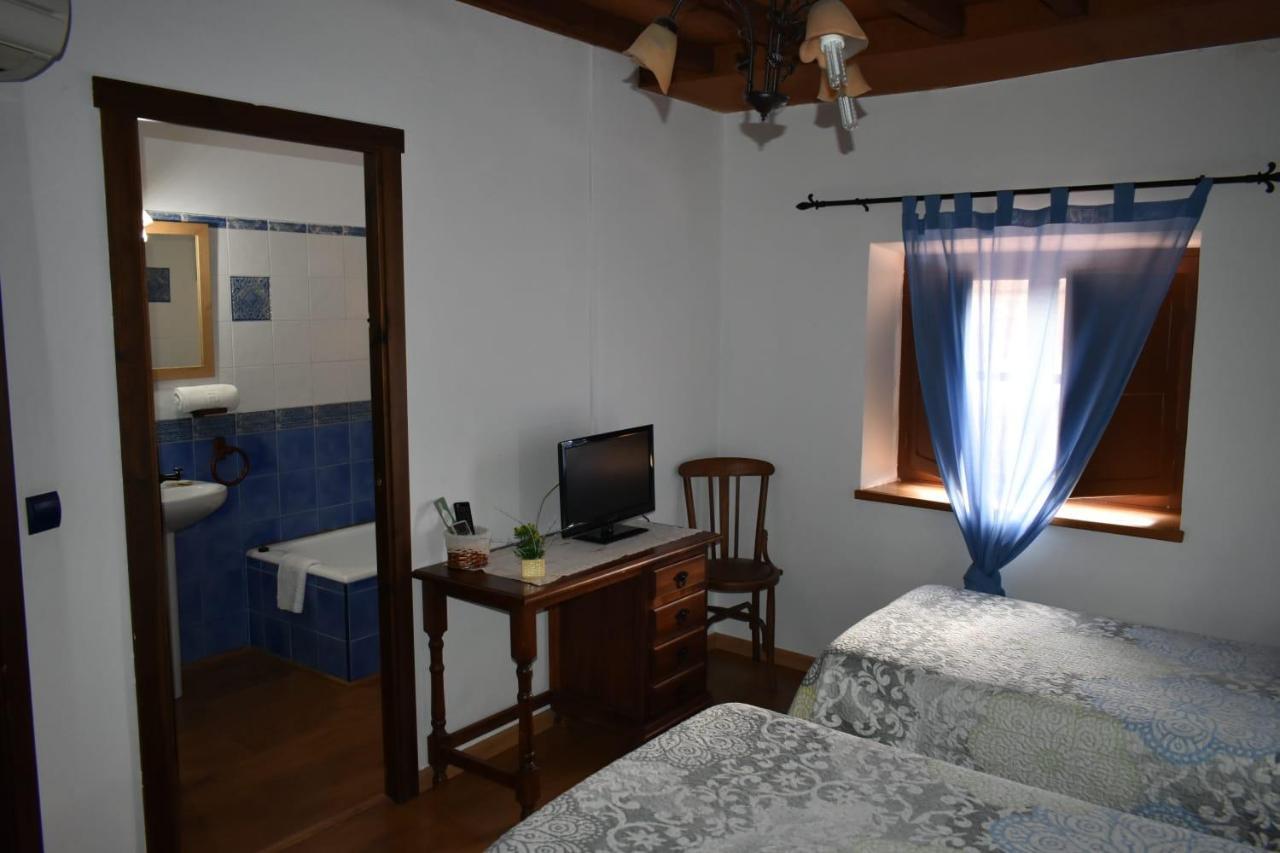 La Magnolia Hotel La Puerta de Segura ภายนอก รูปภาพ