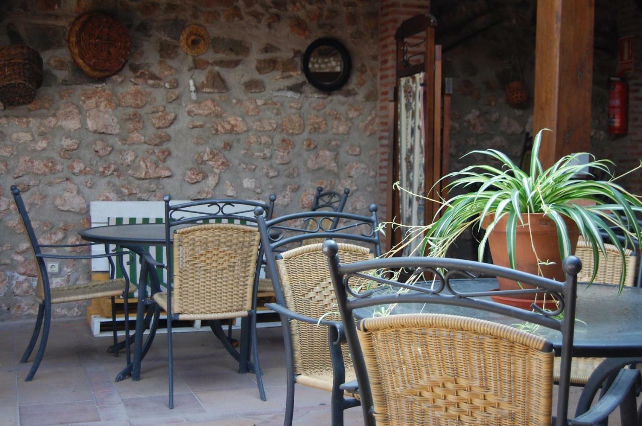 La Magnolia Hotel La Puerta de Segura ภายนอก รูปภาพ