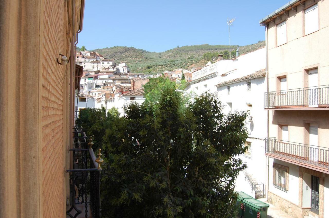La Magnolia Hotel La Puerta de Segura ภายนอก รูปภาพ