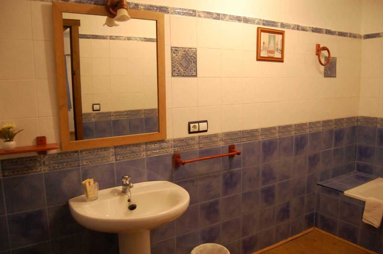La Magnolia Hotel La Puerta de Segura ภายนอก รูปภาพ