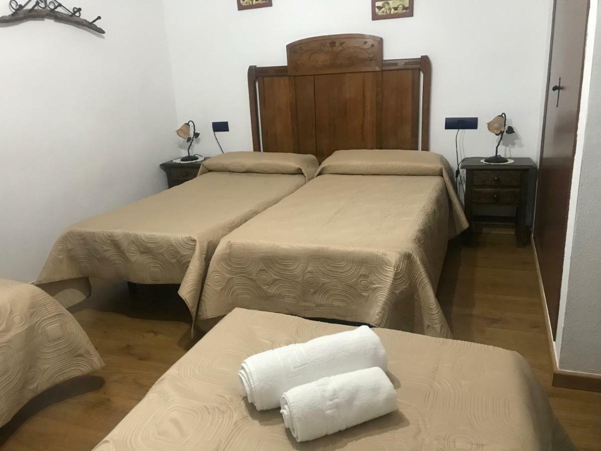 La Magnolia Hotel La Puerta de Segura ภายนอก รูปภาพ